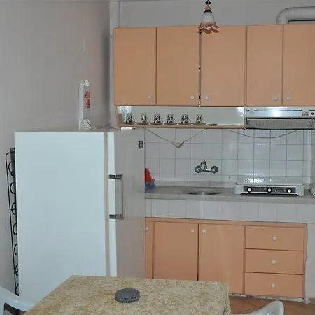 Ξενοδοχείο με διαμερίσματα Bonjorno Μαρμαρίς